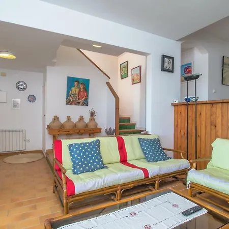 Sleeps 4 Begur