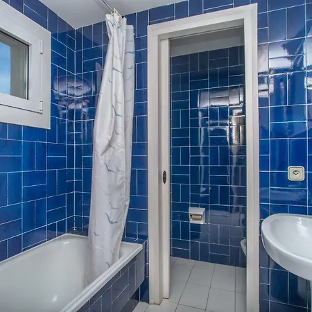Sleeps 4 * Begur