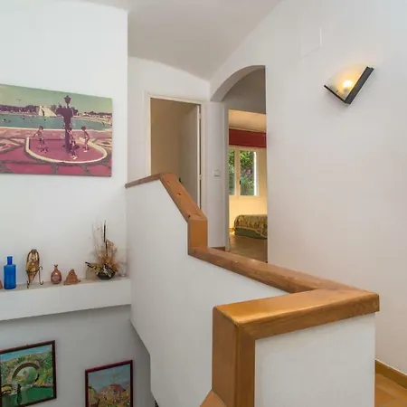 Ferienhaus Sleeps 4 *