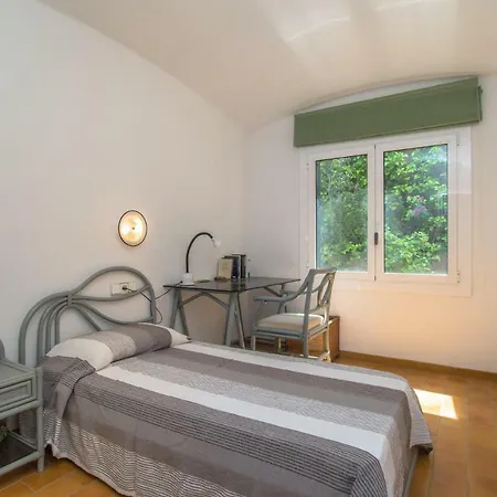 Sleeps 4 Ferienhaus Begur